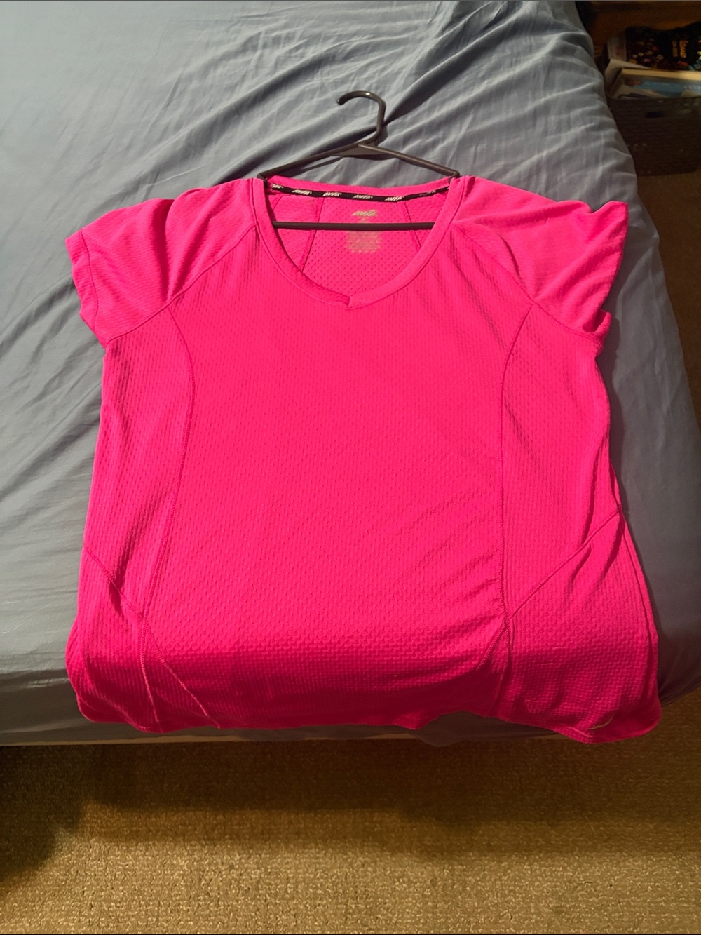 Women’s Bright Pink V-Neck Performance Tee XL by Avia. NWOT. Short sleeve nice - Picture 6 of 9